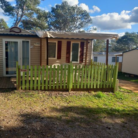 Mobile home 4 persons - TOUT CONFORT - 2 bedrooms with air-conditioning and TV - 28 m²