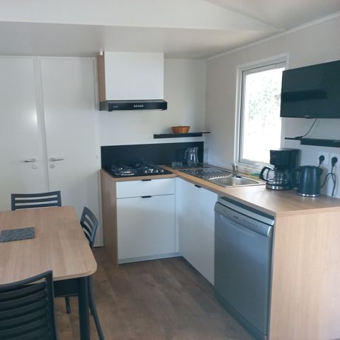 Mobilheim 6 Personen - PREMIUM - 3 Schlafzimmer mit Klimaanlage, TV, Geschirrspüler - 34m²
