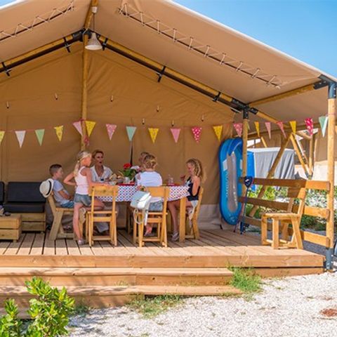 Canvas and wooden tent 6 persons - Tente Safari | 3 Ch. | 6 Pers. | 1 SDB | Clim.
