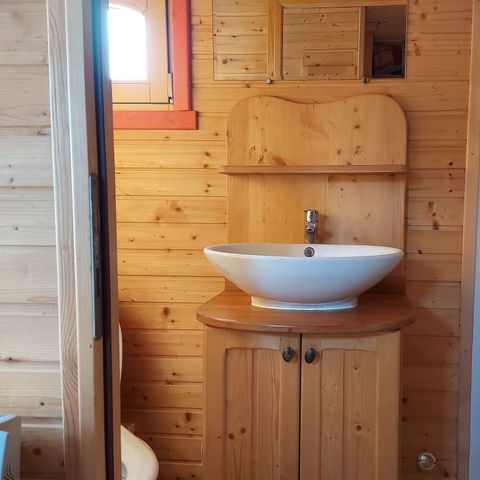 UNUSUAL ACCOMMODATION 4 people - LA BOHEME CIRCUS