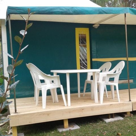 CANVAS BUNGALOW 4 people - B 15 2-bedroom canvas bungalow (without bathrooms)