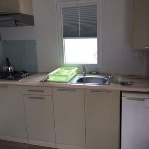 MOBILE HOME 2 people - H 28G CLIM Conf 1 bed Ideal Couple Bed 160