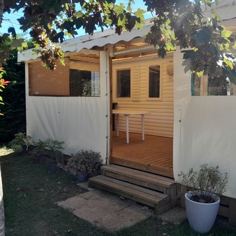 Mobilhome 4 personnes - H09 - CLIM - 2 chambres - Grande terrasse