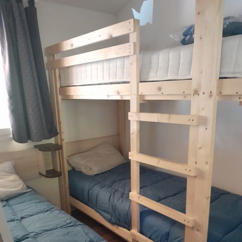 Mobilhome 4 personnes - H09 - CLIM - 2 chambres - Grande terrasse