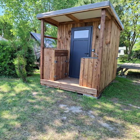 PLOT - Luxury package - private bathroom (shower, WC, washbasin), outdoor kitchen, electricity