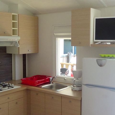 Mobilhome 6 personas - 3 habitaciones - 32 m2 - Aire acondicionado - TV