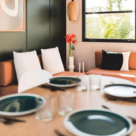 Stacaravan 4 personen - Côté Jardin 3 Kamers 4 Personen + Jacuzzi + TV