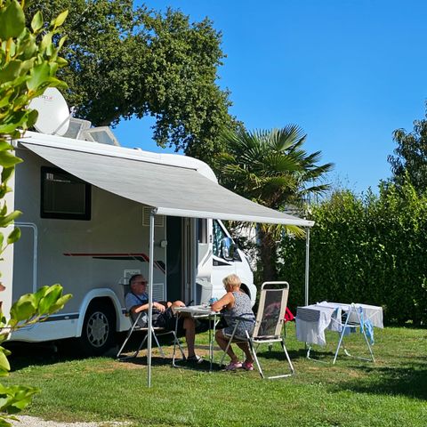 Kampeerplaats - Standplaats pakket - 1 auto