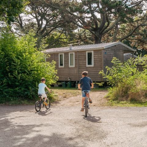 MOBILHOME 6 personnes - Mobil-home Standard 28m² - 3 chambres + TV + Terrasse 6 pers.