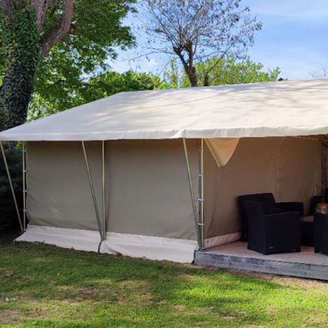 Safarizelt 5 Personen - CANADA-Zelt 20 m² - 2 Zimmer / Überdachte Terrasse - ohne Sanitäranlagen