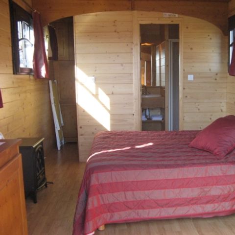 AUßERGEWÖHNLICHE UNTERKUNFT 4 Personen - HOTELIER-ROULOTTE (ohne Küche) - 18 m²