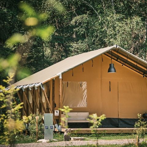 Tente en toile et en bois 5 personnes - Tente safari 37m²