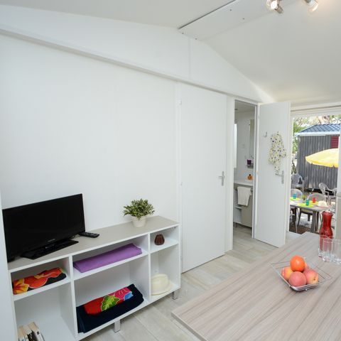 BUNGALOW 6 personnes - 2 chambres avec TV