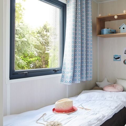 Lodge 4 personnes - SURFEUR - 2 chambres - 24 m² - TV
