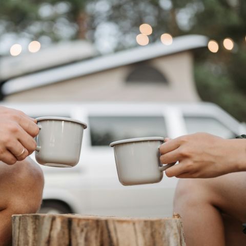 Kampeerplaats - CAMPING CAR & VAN (elektriciteit inbegrepen)
