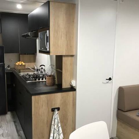 MOBILHOME 4 personnes - Premium | 2 Ch. | 4 Pers. | Terrasse surélevée | Clim. | TV