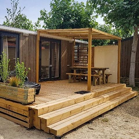 Mobilheim 4 personen - Ultimate | 2 Zi. | 4 Pers. | Erhöhte Terrasse | Klimaanlage | TV