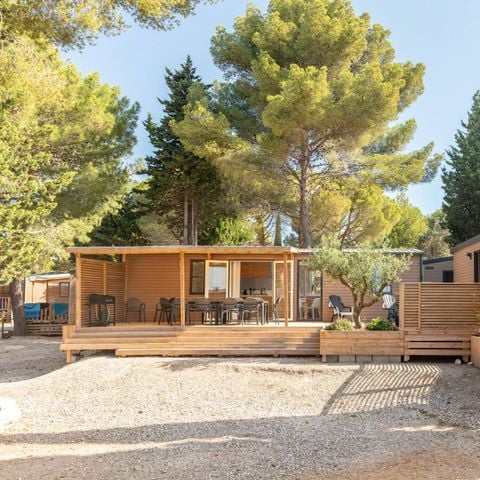 MOBILHOME 10 personnes - Mobil-home | Premium | 6 Ch. | 8/10 Pers. | Terrasse Lounge | Cuisine extérieure | 3 SDB | Clim.