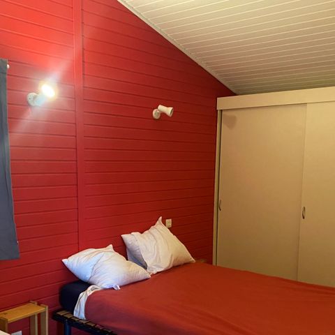 CHALET 4 personen - HOUTEN PMR (Mensen met beperkte mobiliteit)