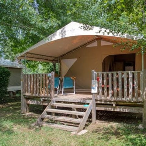 TIENDA DE LONA Y MADERA 5 personas - LODGE CANADA sin instalaciones sanitarias 20 m2