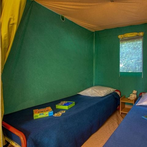 Bungalow de lona 4 personas - MUEBLE en terraza sin sanitarios 16 m² (16 m²)