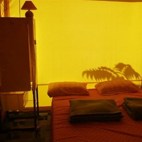 Bungalowtent 5 personen - Canvas bungalow (zonder sanitair)