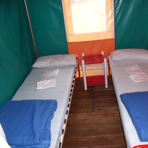 Bungalowzelt 5 Personen - 2 Zimmer 16m², ohne Sanitäranlagen