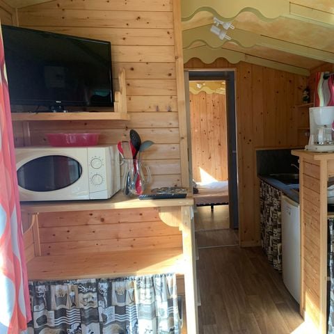 UNUSUAL ACCOMMODATION 4 people