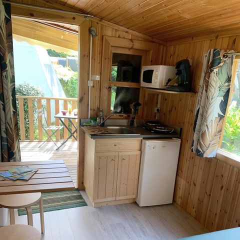 UNUSUAL ACCOMMODATION 2 people - CABANE CUBE