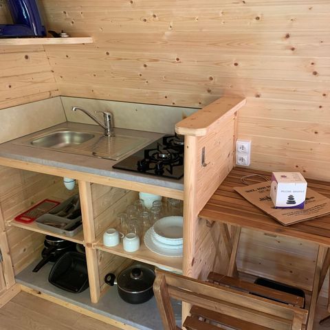 UNIEKE ACCOMMODATIE 2 personen - Pod 2 pers. - 1 tweepersoonsbed - met WC en badkamer