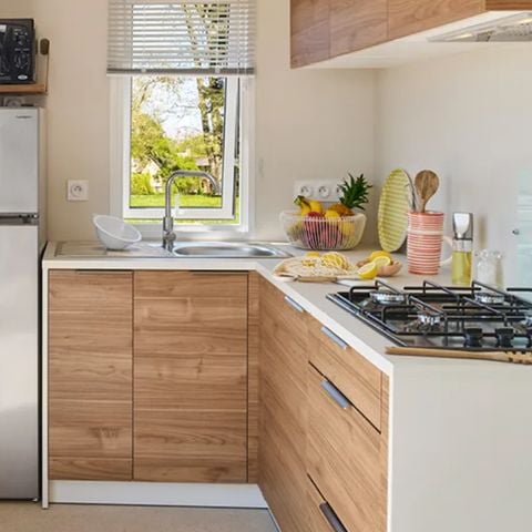 Mobilheim 14 Personen - 5 Zimmer (+ 1 Schlafcouch) - Überdachte Terrasse