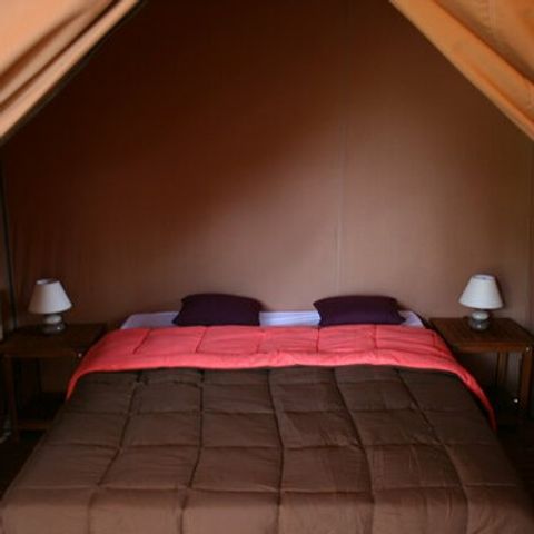 Canvas and wooden tent 7 persons