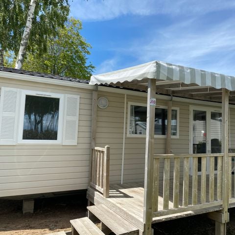 MOBILHOME 6 personnes - Standard 35m² (3 chambres) avec terrasse couverte + TV