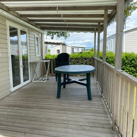 MOBILE HOME 6 people - Standard 35m² (3 bedrooms) with covered terrace + TV