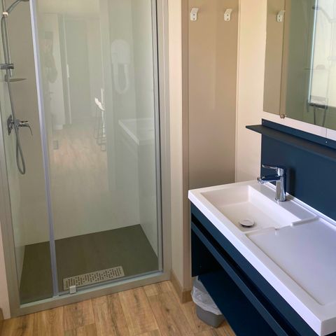 Mobilhome 6 personnes - Mobilhome Confort 35m² (3 chambres) avec terrasse couverte + TV