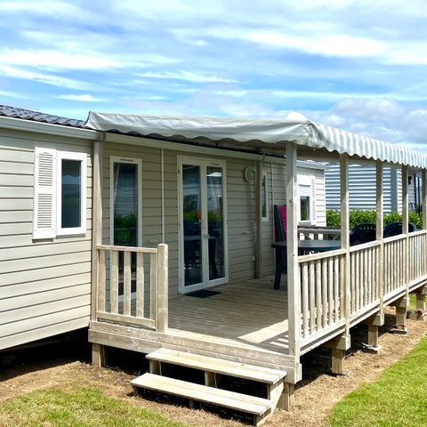 Mobilheim 6 personen - Mobilheim Premium 40 m² (3 Schlafzimmer, 2 Bäder) mit überdachter Terrasse + TV