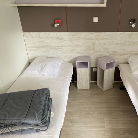 MOBILHOME 4 personas - Mobilhome Premium 40 m² (2 dormitorios, 2 baños) con terraza cubierta + TV + LV