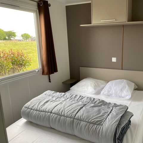 MOBILHEIM 8 Personen - Mobilheim Confort 40 m² (4 Zimmer) mit überdachter Terrasse + TV
