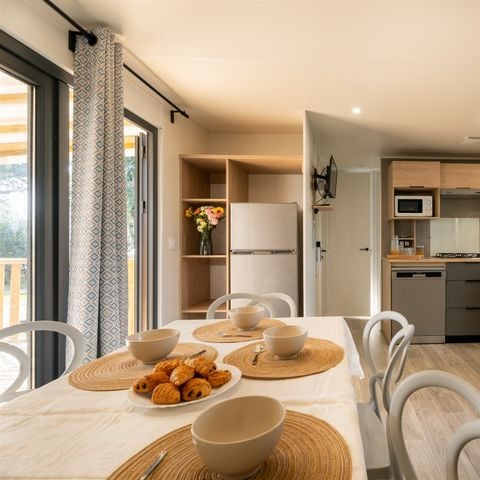 BUNGALOW 8 personnes - 4Ch Premium - 2SDB + TV + LV