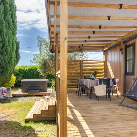Mobilhome 6 personnes - SPA Côté Jardin VIP - 2SDB + TV + LV