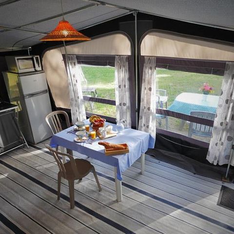Caravan 4 personen - 25 m2 zonder sanitair