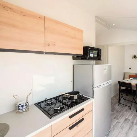 Stacaravan 4 personen - ESSENTIEL 2 Kamers 2/4 Personen + TV