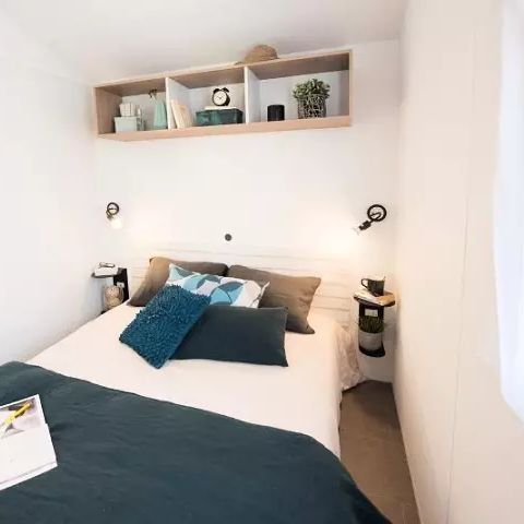 Stacaravan 8 personen - NIRVANA 5 Kamers 8 Personen + TV