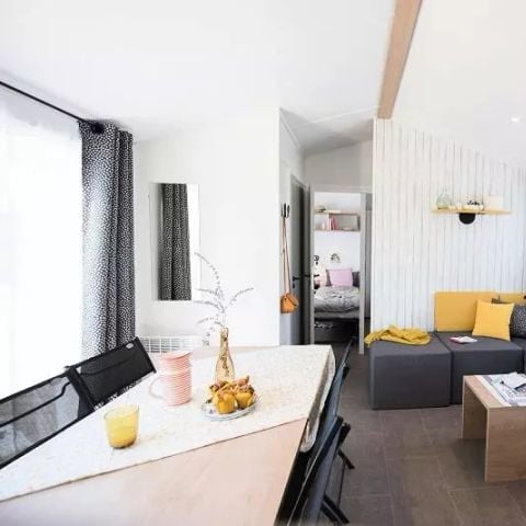 Stacaravan 8 personen - NIRVANA 5 Kamers 8 Personen + TV