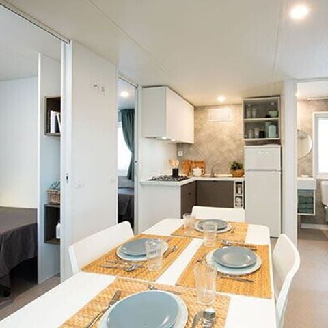 BUNGALOW 4 personnes - Mobil-home | Premium Azure | 2 Ch. | 4 Pers. | Terrasse surélevée | Clim.