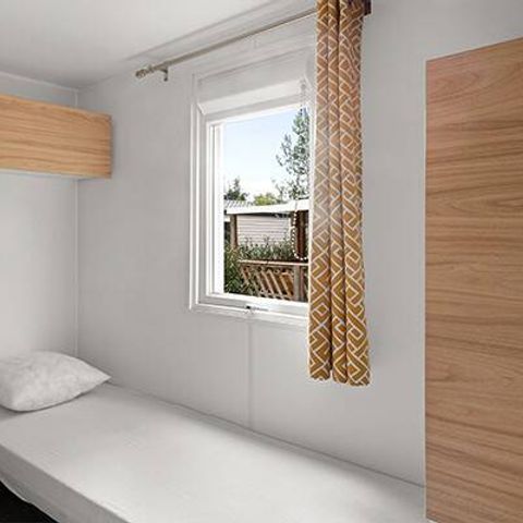 BUNGALOW 6 personnes - Comfort | 3 Ch. | 6 Pers. | Terrasse surélevée | Clim. | TV