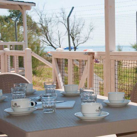 Stacaravan 6 personen - Lodge Deluxe Hond