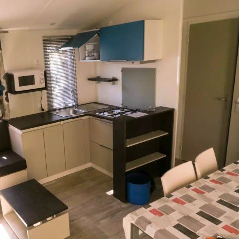 Mobilhome 6 personas - Amour Blanc 4 Habitaciones 6 Personas + TV