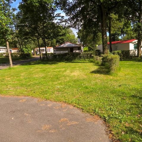 PIAZZOLA - Piazzola con servizi igienici individuali