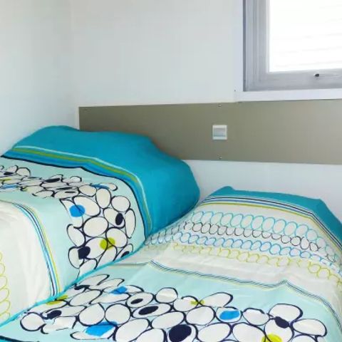 Stacaravan 8 personen - Texas Standaard 4 Kamers 6/8 Personen Airconditioning + TV